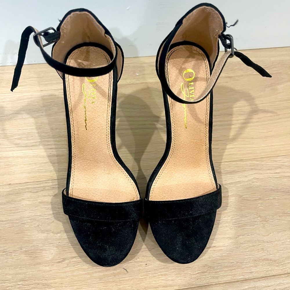 Olivia Ferguson ankle strange heels stiletto size 6.5 🖤